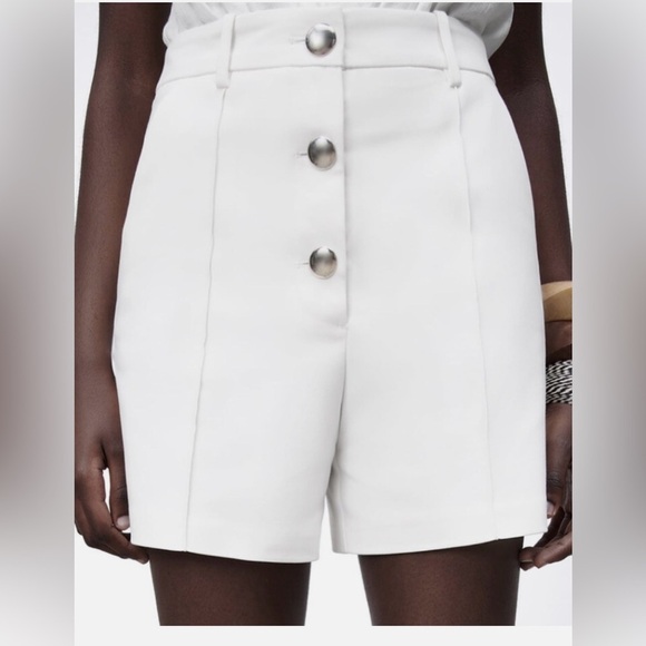 NWOT Zara Cream High-Waisted Shorts with Button Detail - Picture 9 of 14